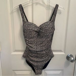 Bond Eye Nip Tuck Slimming One Piece Swimsuit Sz 6 Padded Bra Bathing Suit